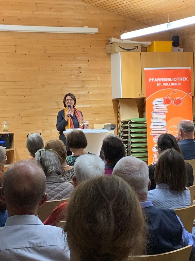 Lesung mit Beate Maxian